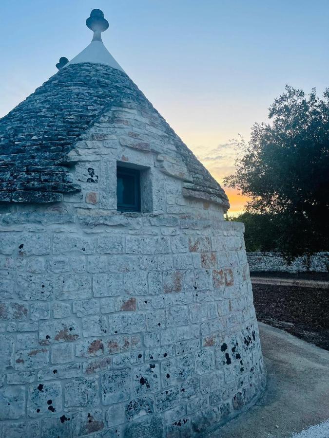 Scardino Trulli Hotel Locorotondo Bagian luar foto