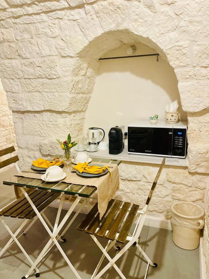 Scardino Trulli Hotel Locorotondo Bagian luar foto